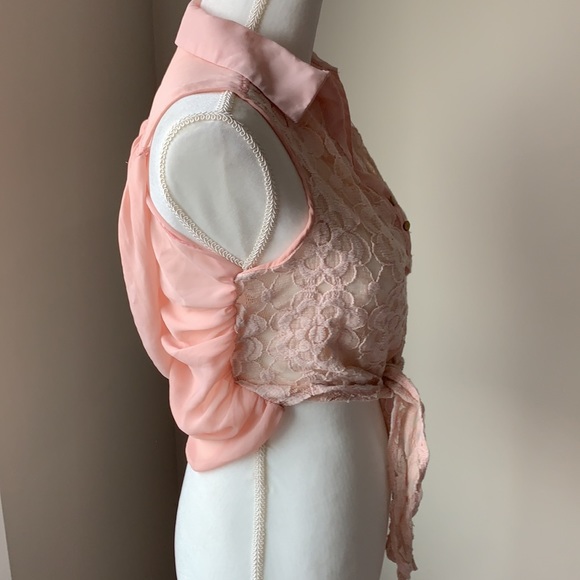 Suzy Shier crop top with tie knot in front - Picture 6 of 10